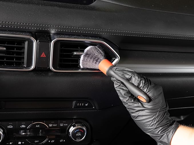 Maxshine Small Universal Red Ultra Soft ESS Detailing Brush – Professional Brush for Interior, Exterior, Leather, Engine Bay & Wheels – Ever So Soft Detailing Tool for Car Care