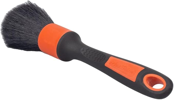 Maxshine Small Universal Red Ultra Soft ESS Detailing Brush – Professional Brush for Interior, Exterior, Leather, Engine Bay & Wheels – Ever So Soft Detailing Tool for Car Care