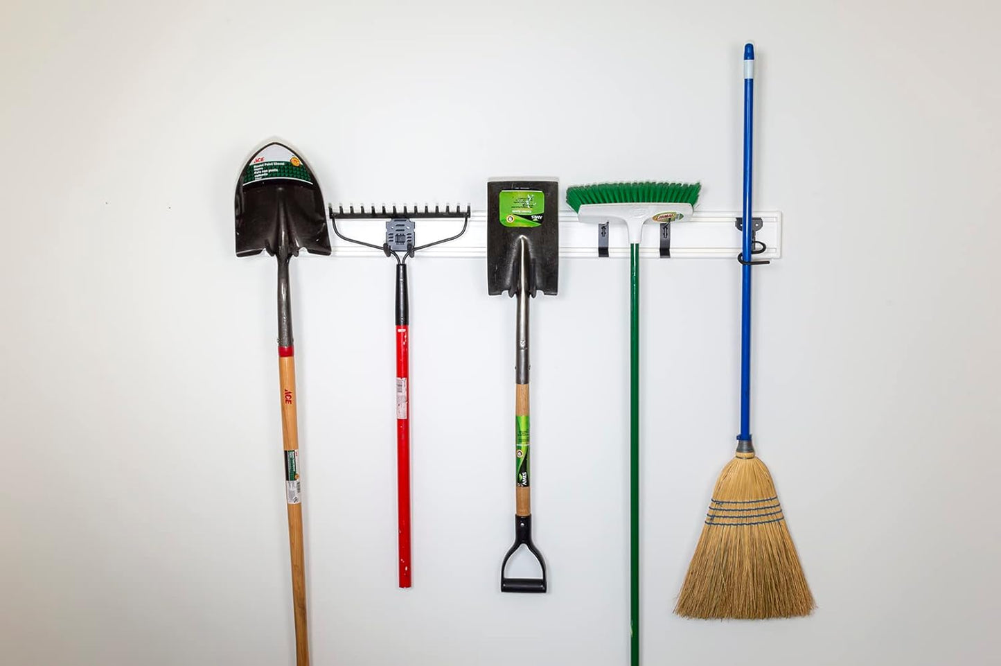 Handi Tool Rail - HandiWall Single Slatwall Strip (White) (50")