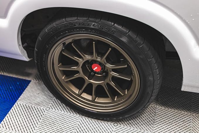 P & S PROFESSIONAL DETAIL PRODUCTS - Dressed Tire Finish - Water Based - 5 Gallon.