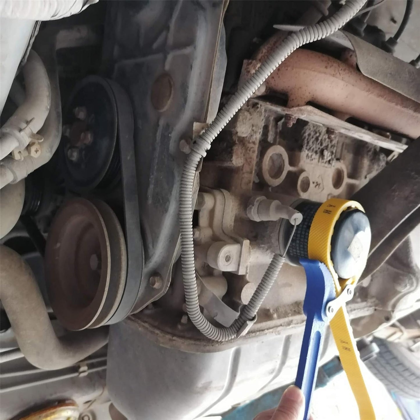 Belt Type Oil Filter Wrench Car Multi-Purpose Adjustable removal Wrench Auto Engine Tools Motorcycle Repair Belt for Filter and Pipe 8 Inch