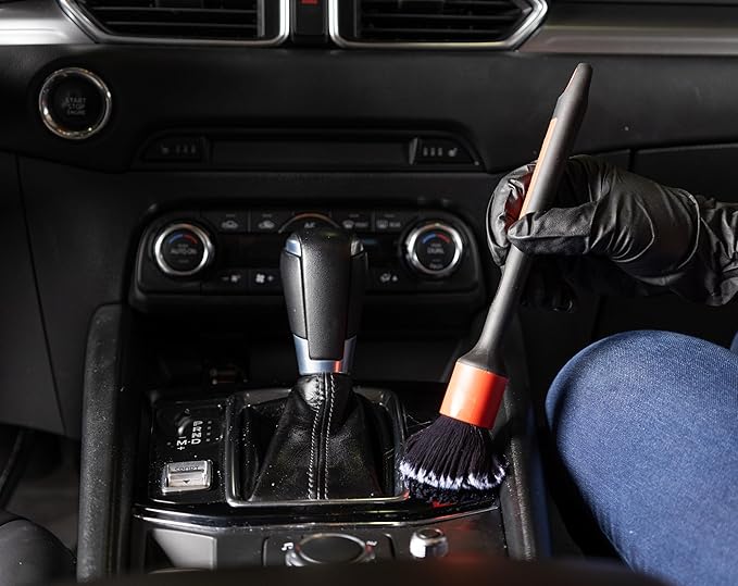 Maxshine Large Universal Red Ultra Soft ESS Detailing Brush – Professional Brush for Interior, Exterior, Leather Seats, Engine Bay & Wheels – Ever So Soft Premium Detailing Tool