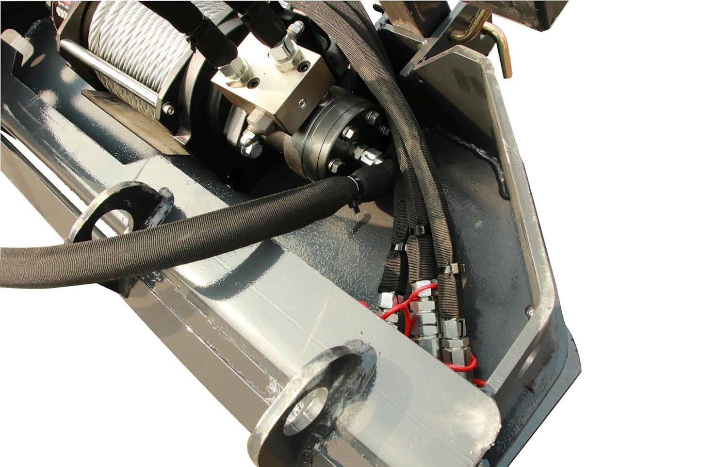 7.5T Skid Steer Winch, 93 FT Steel Cable Forestry Logging Winch, 15000 LB Pulling Capacity, Manual Clutch, Ground Stabilizer Jaw, Safety Screen