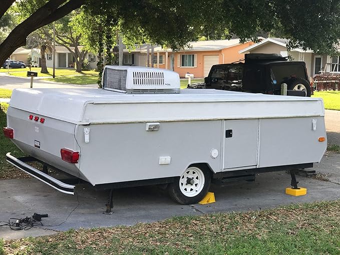 Durabak-18 Textured Truck Bed Liner Gallon KIT - Roll On Coating | DIY Custom Coat for Bedliner and Undercoating, Auto Body, Automotive Rust Proofing, Boat Repair (Gallon, Light Gray)